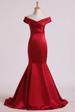 2024 Prom Dresses Off The Shoulder Satin Mermaid Burgundy/Maroon Sweep P9SLLNDF