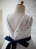 A-line/Princess V-neck Sleeveless Hand-made Flower Tea-Length Tulle Flower Girl Dresses TPP0007694